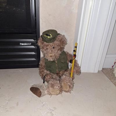 Russ Berrie & Co. 11” Fly Fishing Bear