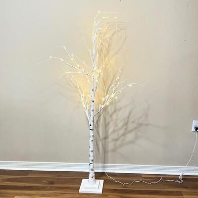 GTS CREATIVE ~ Lighted Faux White Birch Tree