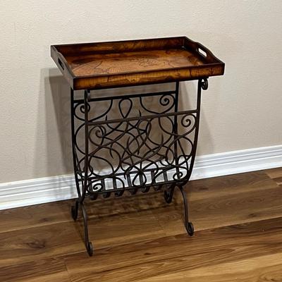 Metal Magazine Stand With World Table Top