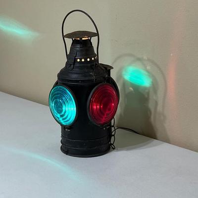 DRESSEL ~ Arlington ~ Lighted Railroad Lantern ~ *Read Details