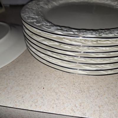 8 Royal LImited PLates