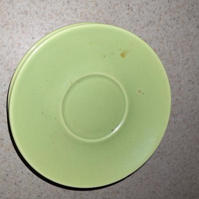 Mug Rack w/ 3 cups and 2 matching saucers