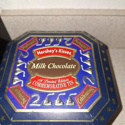Herhseys Limited Edition Tin