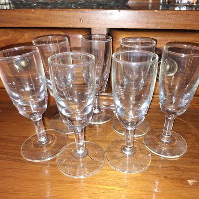 7 champagne glasses