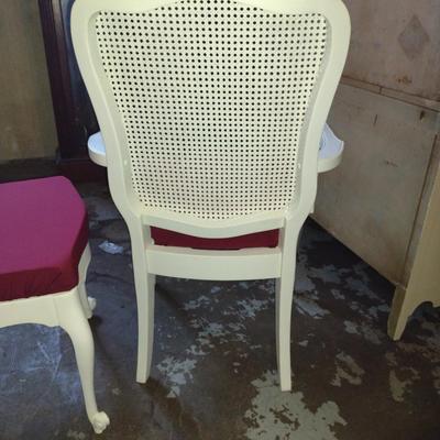 French Provincial Style Dining Table and Six Chairs
