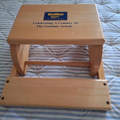 Osh Kosh B'Gosh step stool/ Chair