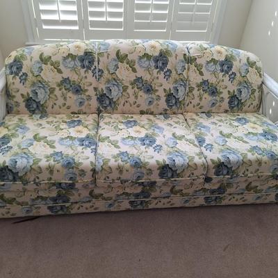 Flowered Sleeper sofa