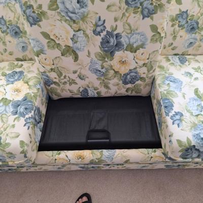 Flowered Sleeper sofa