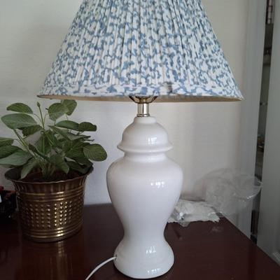 Blue/White Lamp