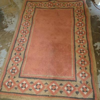 Area Rug. Approx 67" x 47".