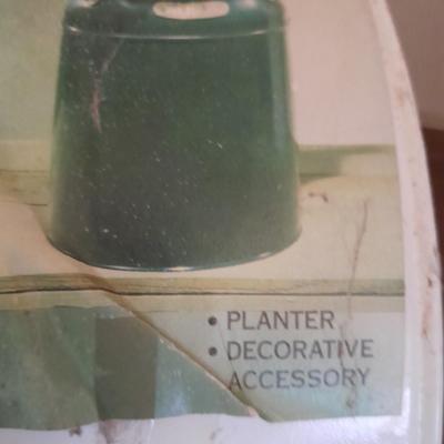 Decorative / planter Metal milk can with glass storage bottles