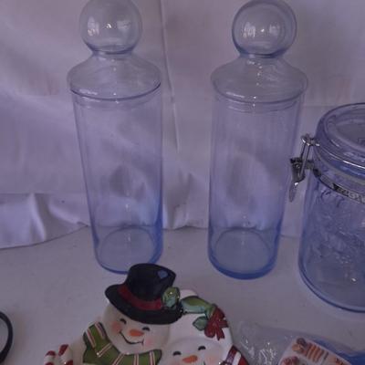 Kitchenware - Glass pitcher with Harley Glasses - Food storage bowl lids - Short glasses - and much more!