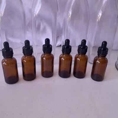 New glass bottles easy caps and new brown glass small dropper bottles