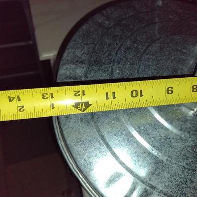 Galvanized Bucket with Lid (Short)