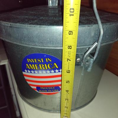 Galvanized Bucket with Lid (Short)