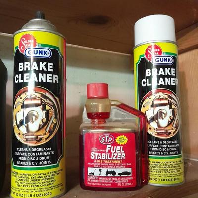Kendall SAE 30 Dual Action Car oil and new cans of brake cleaner