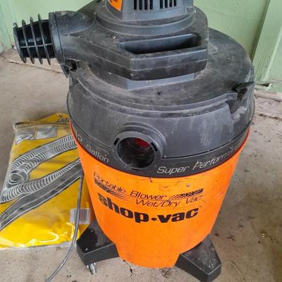 12-gallon shop Vac with detachable blower - brand new hose assembly
