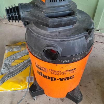 12-gallon shop Vac with detachable blower - brand new hose assembly
