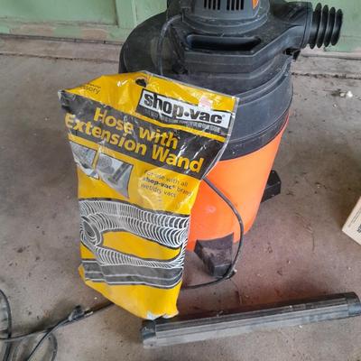 12-gallon shop Vac with detachable blower - brand new hose assembly