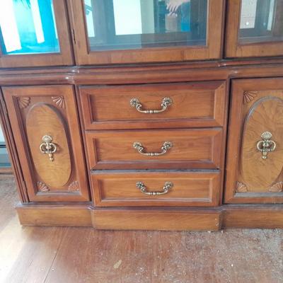 Nice small Bassett light up two-piece China hutch with glass shelves