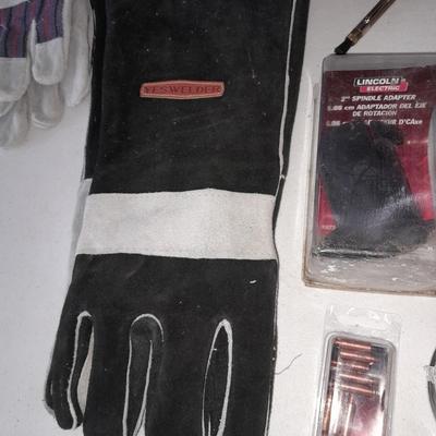 Welding needs -- Nice leather gloves new - welding wire - welding tips and more !
