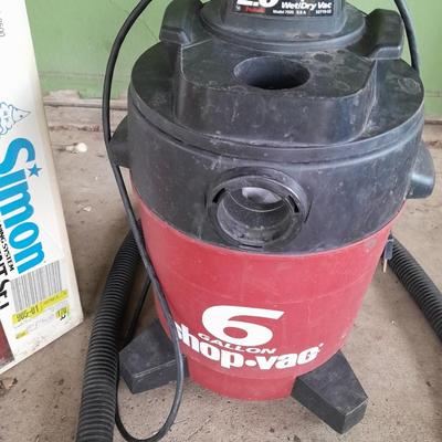 6 -Gallon Shop Vac with Simon vacuum attachments
