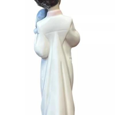 Lot 69: LLADRO - My Cuddly Puppy - Retired 2005