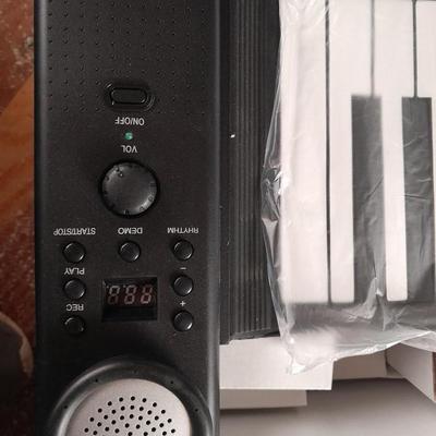 Soft Roll Piano Full keyboard with real Piano sound - Portable