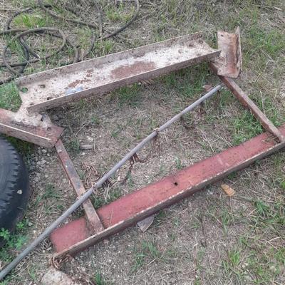Steel farm-made drag bar