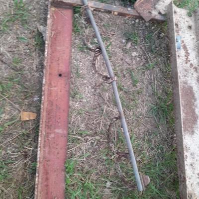 Steel farm-made drag bar