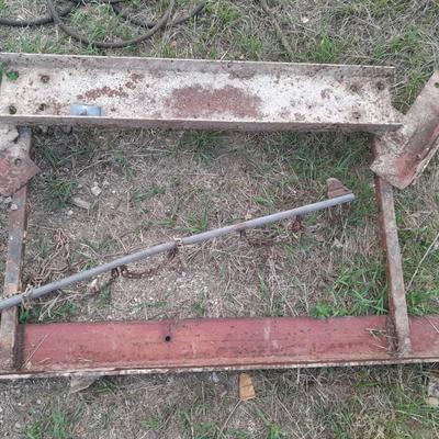 Steel farm-made drag bar