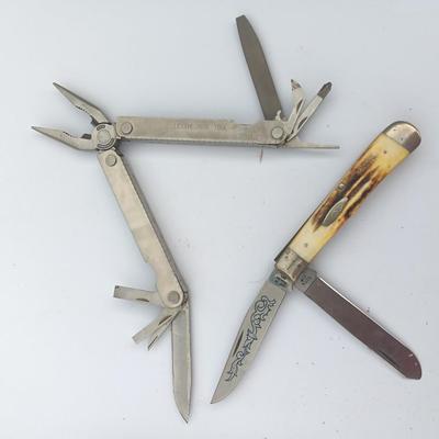 Case Pocket knife and Leatherman tool with sheath