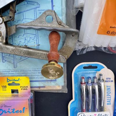 Craft/Art & Office Supplies