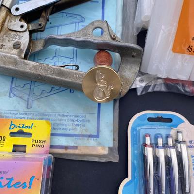 Craft/Art & Office Supplies