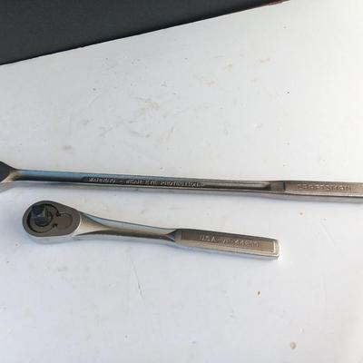 Craftsmen ratchet with Craftsman breaker bar