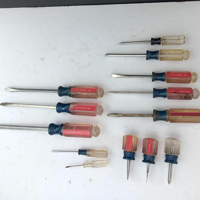 Assortment of Craftsman screwdrivers