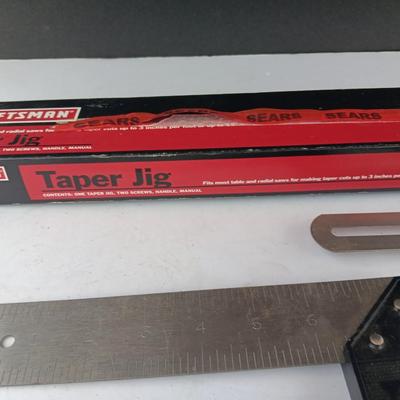 Craftsman Taper Jig new in box with other wood working tools