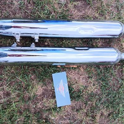 Brand new Harley Davidson exhaust - shipped from Harley Davidson inc.