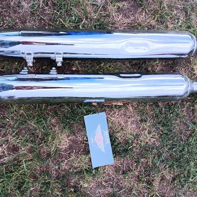 Brand new Harley Davidson exhaust - shipped from Harley Davidson inc.