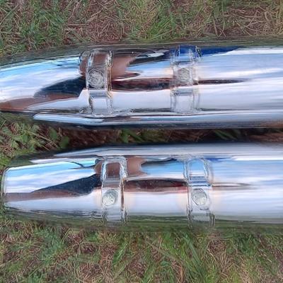 Brand new Harley Davidson exhaust - shipped from Harley Davidson inc.