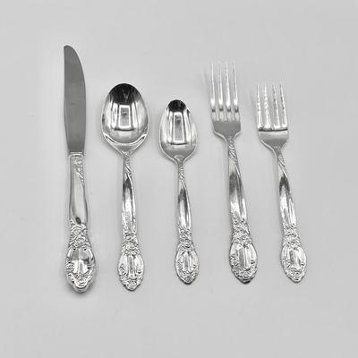 ONEIDA ~ Ballad-Country Lane ~ 1953-Silver Plate ~ 5 Pc Service For 8**