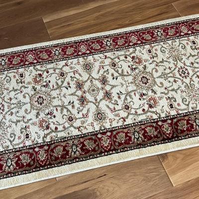 SAFAVIEH ~ Lyndhurst ~ 2'.3" x 8' Runner
