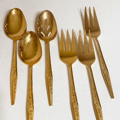 CARLYLE SILVER ~ “Golden Bouquet” ~ Gold Electroplate