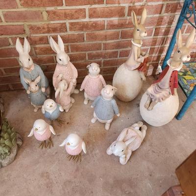 Rabbits Chicks Yard Art Decor