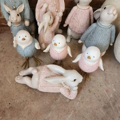 Rabbits Chicks Yard Art Decor