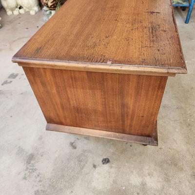 Vintage Cedar Chest by Cavalier 46x19x21h