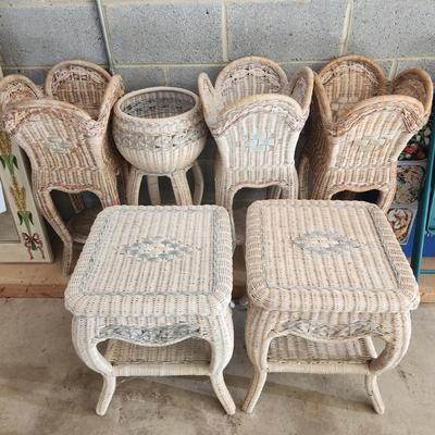 Lot of Wicker Planter Plant Stands Side Tables