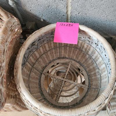 Lot of Wicker Planter Plant Stands Side Tables