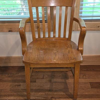 Beautiful Slat Back Captains Dining Chair