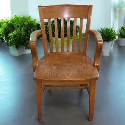 Beautiful Slat Back Captains Dining Chair